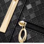 BOLSA FEMININA FOXER FEITA EM COURO GENUÍNO MODELO  ICONIQUE  BLACK