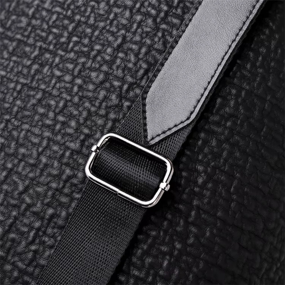 Mochila Feminina FOXER – Modelo Aura Black