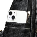 MOCHILA FEMININA FEITA EM COURO REFINADO  MODELO SERENA MICKEY LINHA PREMIUM