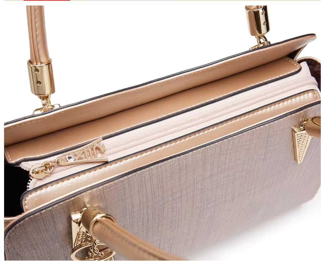 BOLSA FEMININA FOXER FEITA EM COURO GENUÍNO  MODELO  BELLA ROSÊ