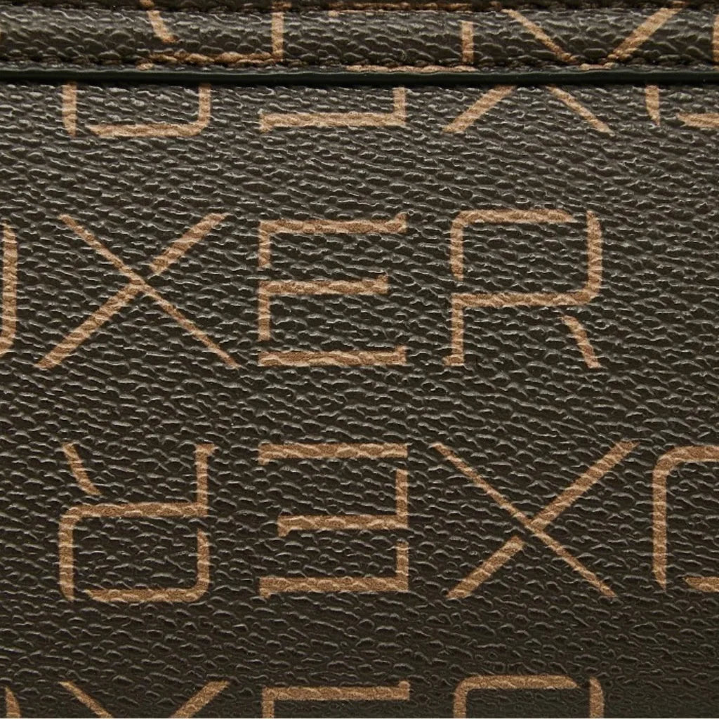 BOLSA FEMININA FOXER FEITA EM COURO REFINADO MODELO MARVEILLE