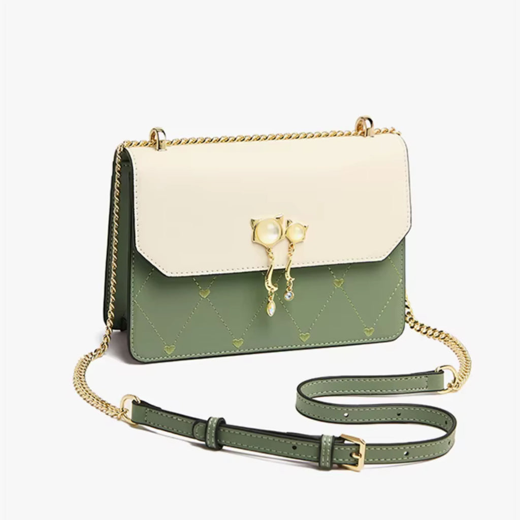 Bolsa Feminina Foxer Transversal Modelo Bella Duo Charm – Elegância Bicolor com Detalhe de Pérolas