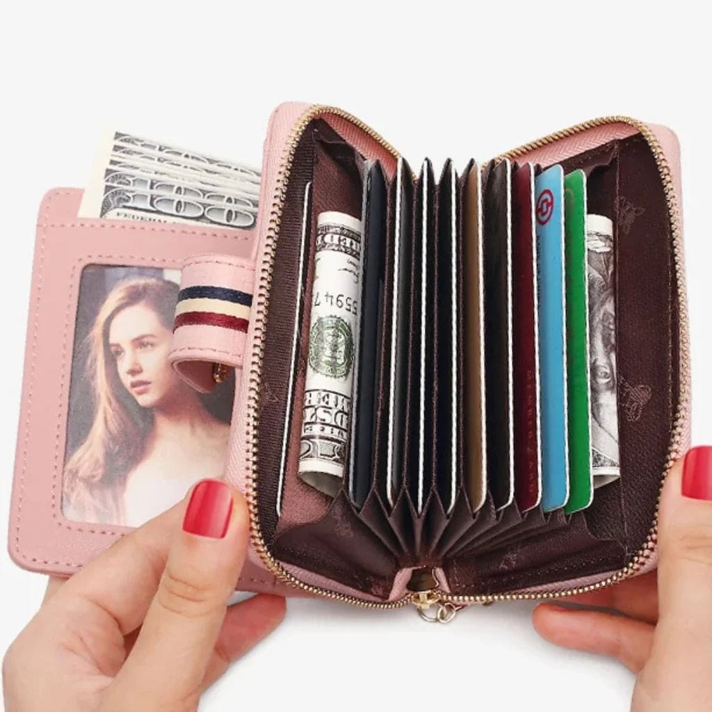 CARTEIRA FEMININA FOXER FEITA EM COURO GENUÍNO MODELO DALPHNE