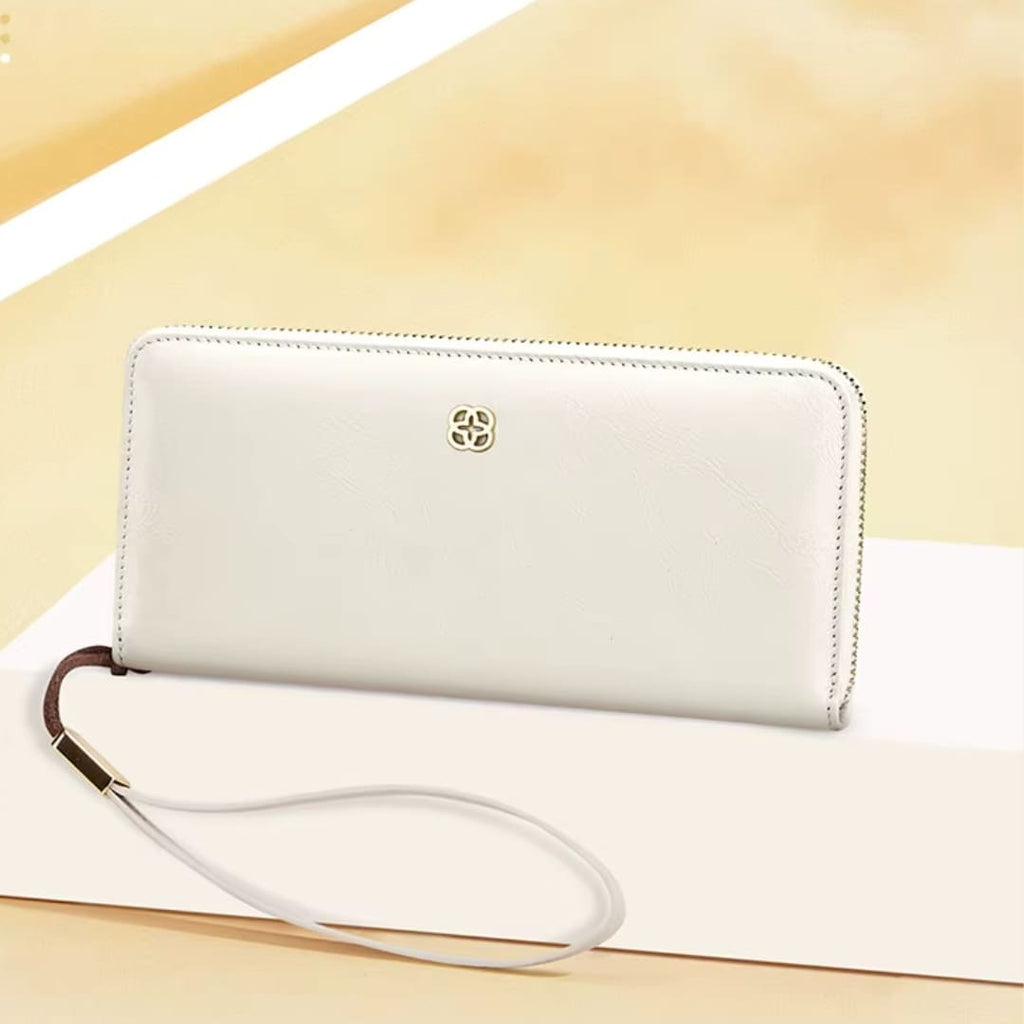 CARTEIRA FEMININA FEITA EM COURO GENUÍNO MODELO  RIVOLÉE – LINHA  WILLIAM POLO