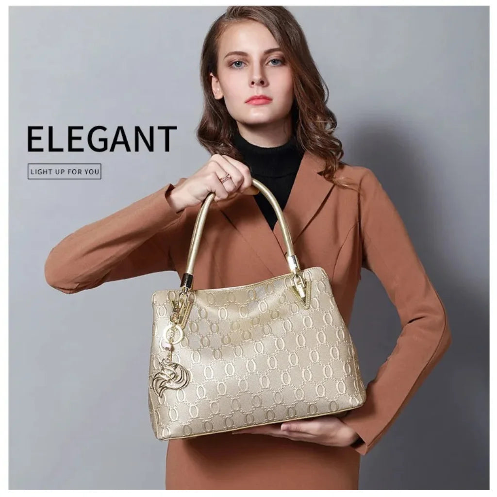 BOLSA FEMININA FOXER TRANVERSAL FEITA EM  COURO GENUÍNO MODELO ALMA GOLDEN