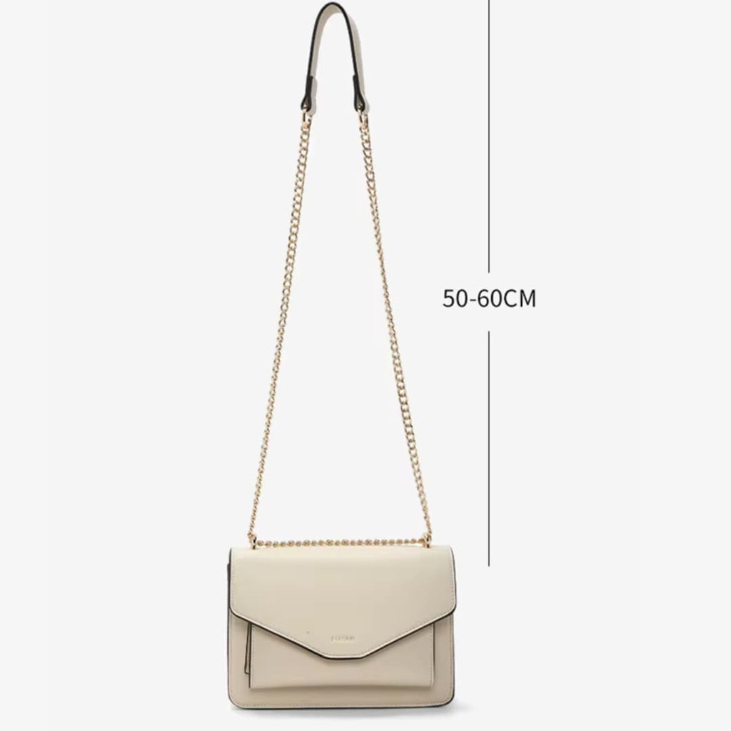 BOLSA FEMININA TYRANSVERSAL FOXER FEITA EM COURO REFINADO MODELO ARVELLE