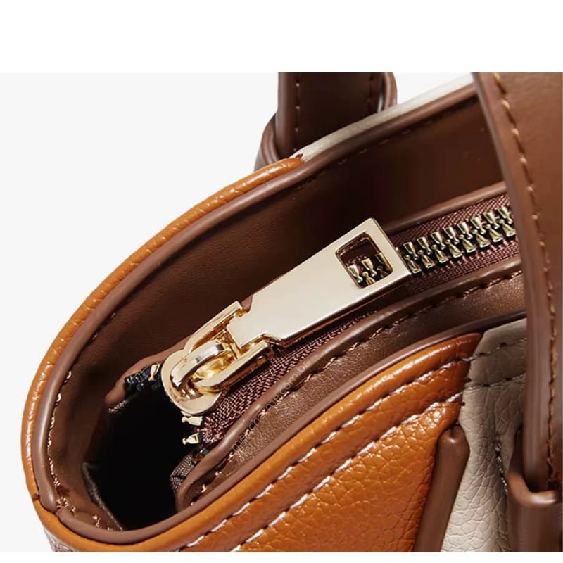 BOLSA FEMININA TRANSVERSAL FOXER FEITA EM COURO  MODELO VÉRONA OFF WHITE