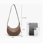 BOLSA FEMININA DE OMBRO FOXER FEITA EM COURO LEGÍTIMO MODELO LUNÉRA BROWN