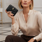 CARTEIRA FEMININA CURTA  FEITA EM COURO GENUÍNO MODELO ÉLORA -LINHA  WILLIAM POLO