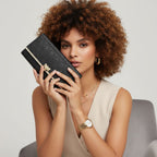 CARTEIRA FEMININA LONGA FOXER FEITA EM COURO GENUÍNO MODELO SÉLUNE BLACK