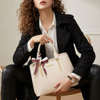 BOLSA FEMININA FOXER  FEITA EM COURO GENUÍNO MODELO FOXER SAINT-CLOUD